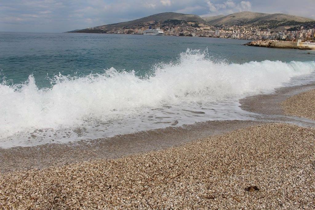 Perla Hotel Saranda Buitenkant foto