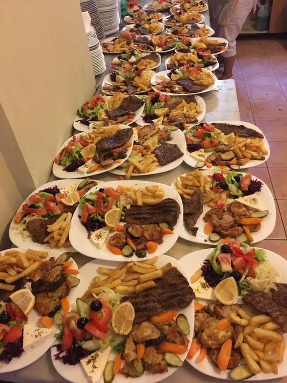 Perla Hotel Saranda Buitenkant foto