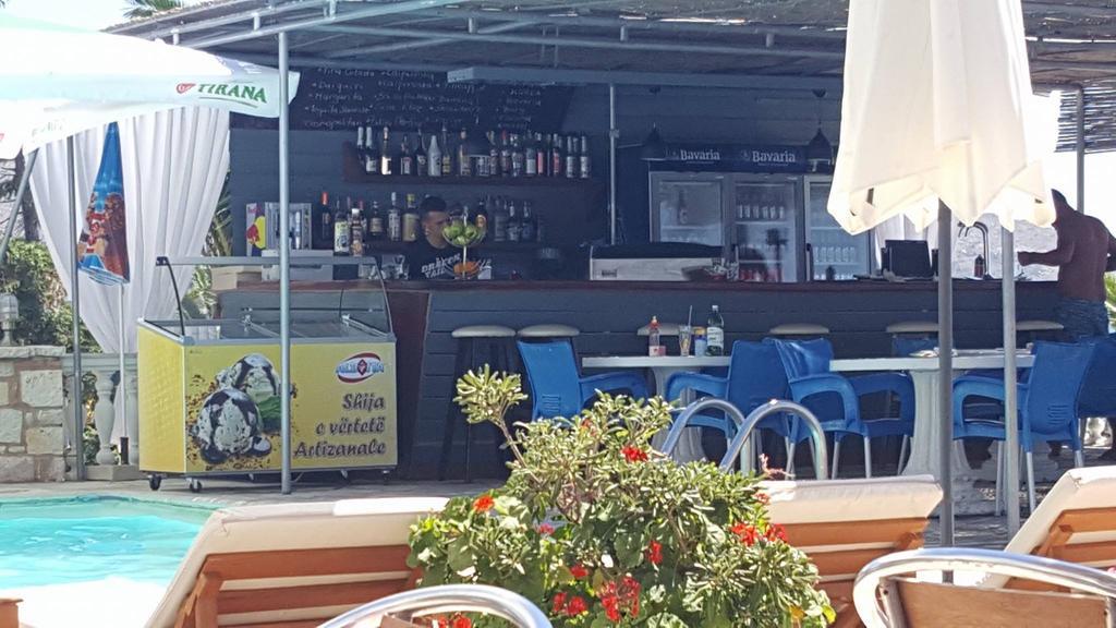 Perla Hotel Saranda Buitenkant foto