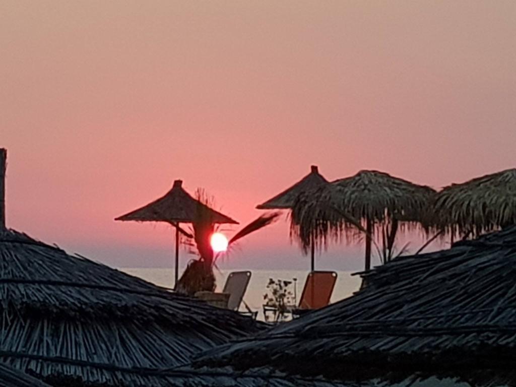 Perla Hotel Saranda Buitenkant foto