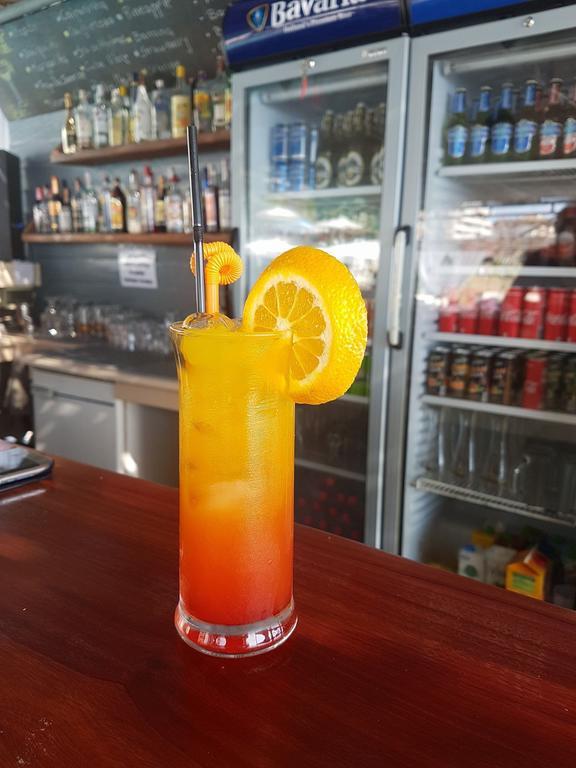 Perla Hotel Saranda Buitenkant foto