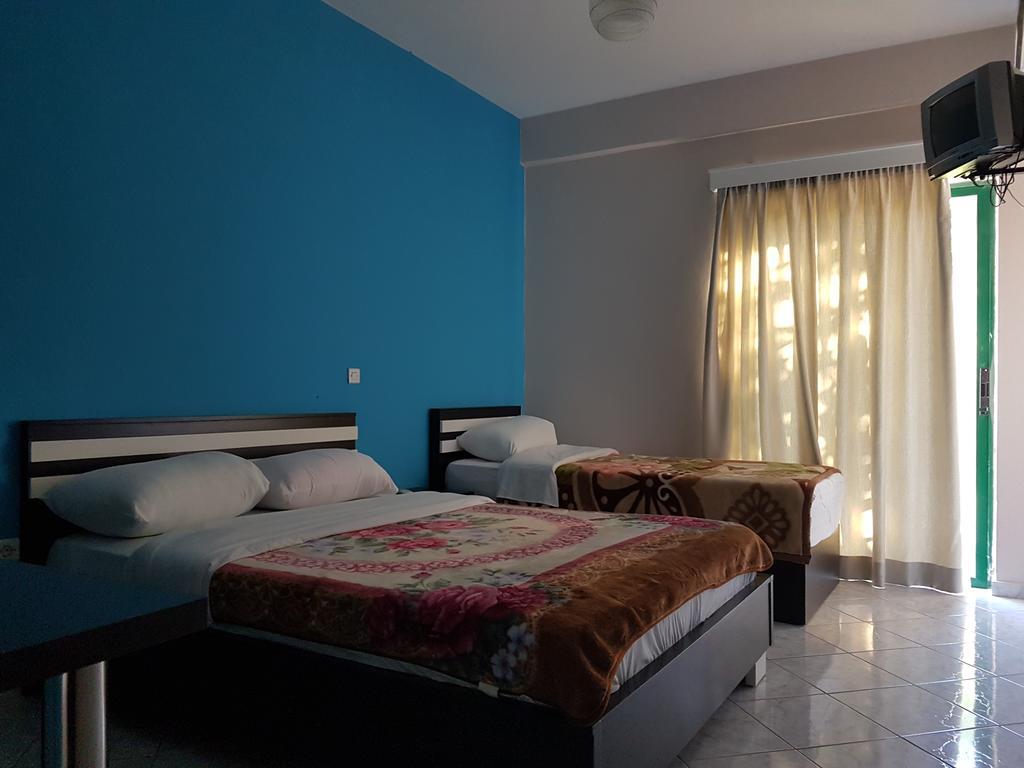 Perla Hotel Saranda Buitenkant foto