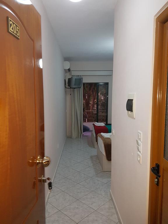 Perla Hotel Saranda Buitenkant foto