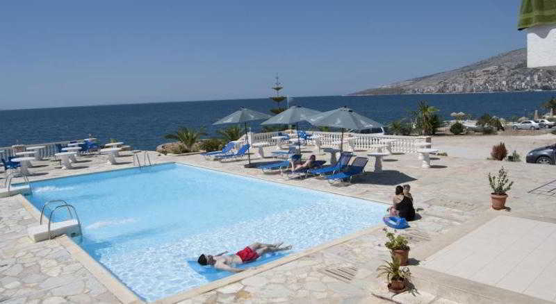 Perla Hotel Saranda Buitenkant foto