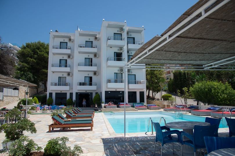 Perla Hotel Saranda Buitenkant foto
