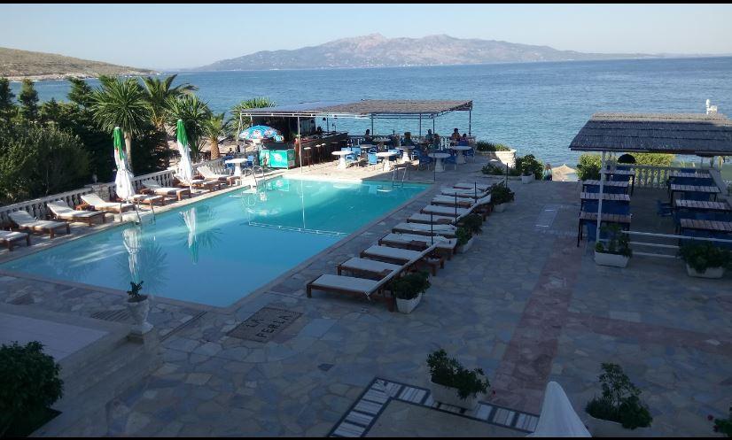 Perla Hotel Saranda Buitenkant foto